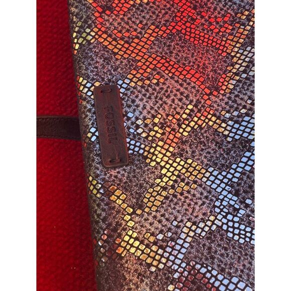Fossil Metallic Crossbody Bag /purse With Snake Print Accents & Adjustable Strap - Picture 9 of 14